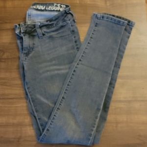Bullhead gray skinny jeans
